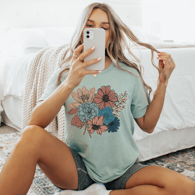 Boho Floral Women's Graphic Tee